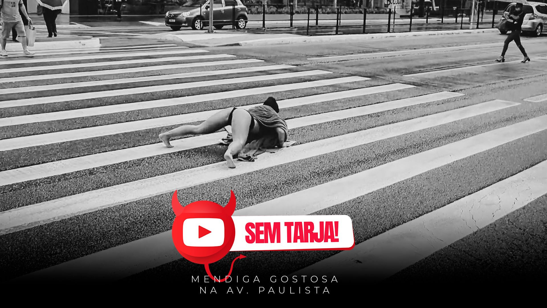 ⁣Hot beggar on Paulista Avenue
